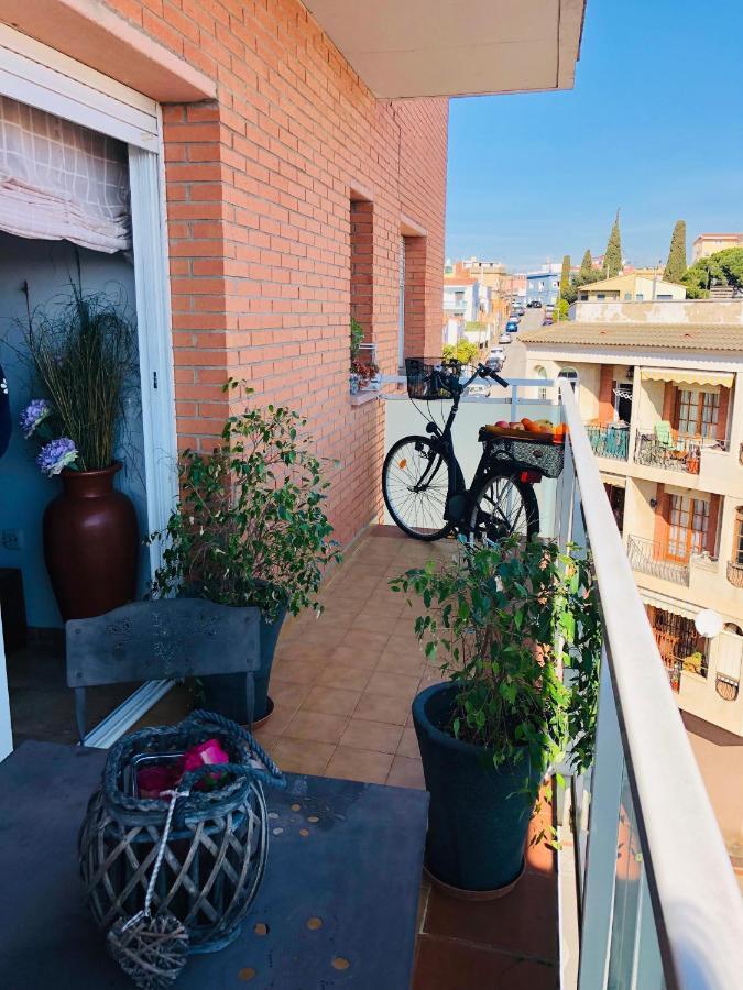 Apartamento Con Terraza Y Piscina En Malgrat De Mar Exteriér fotografie