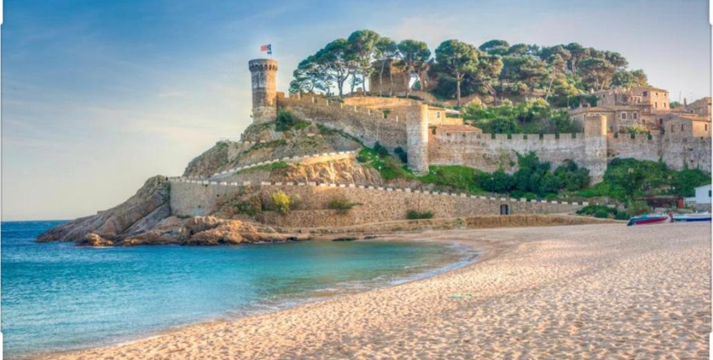 Apartamento Con Terraza Y Piscina En Malgrat De Mar Exteriér fotografie
